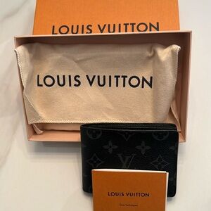 Louis Vuitton Men’s Wallet